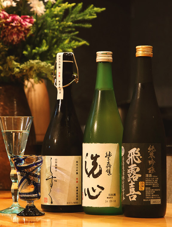 日本酒ボトル集合